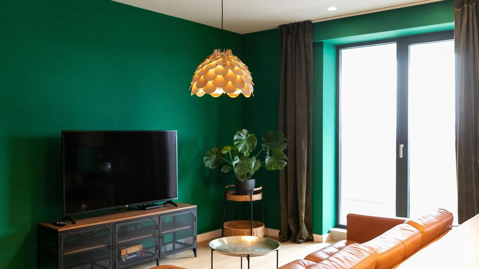 Leaf Apartment - Aviatiei Home Bucharest Romania