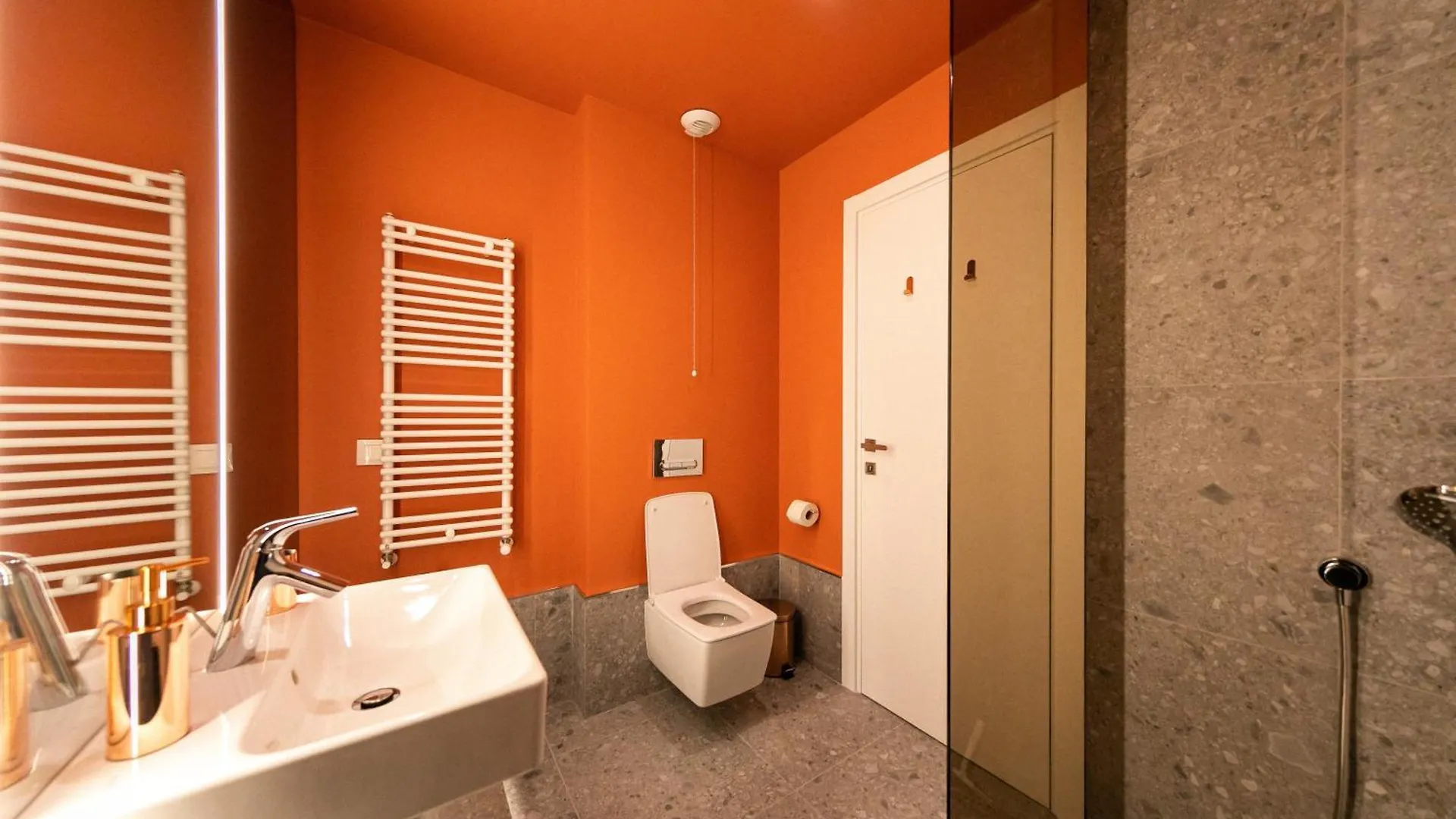 Leaf Apartment - Aviatiei Home Bucharest