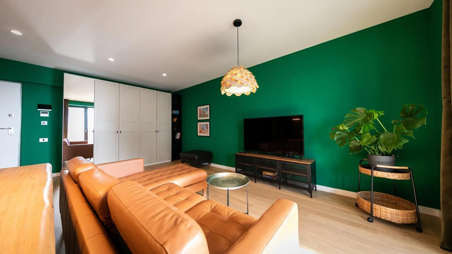 Leaf Apartment - Aviatiei Home Bucharest